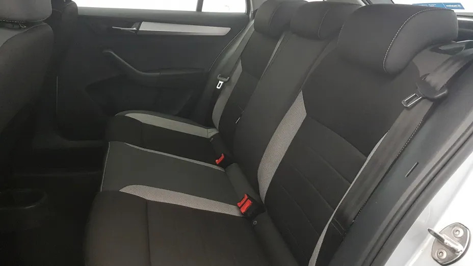 SKODA Rapid Rapid Spb. 1.0 TSI Ambition