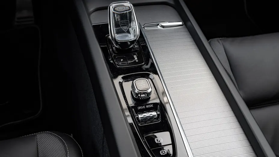 VOLVO S60 S60 B4 B R-Design aut