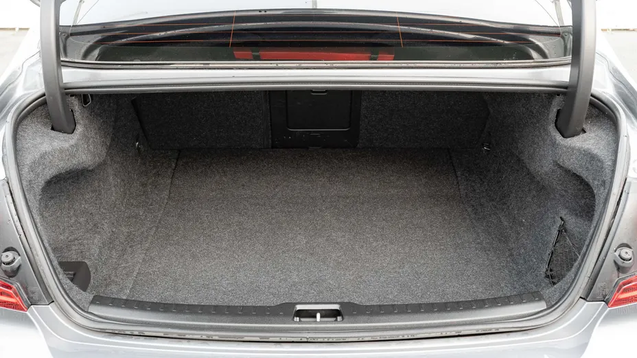 VOLVO S60 S60 B4 B R-Design aut