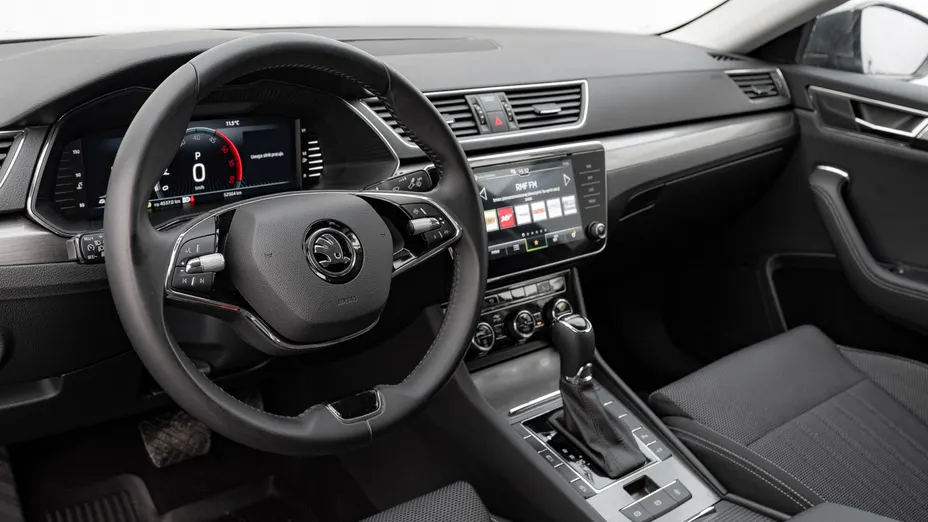 SKODA Superb Superb 2.0 TDI SCR Style DSG