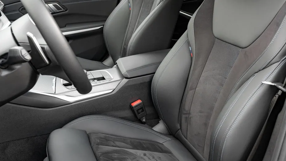BMW Seria 3 318i M Sport aut