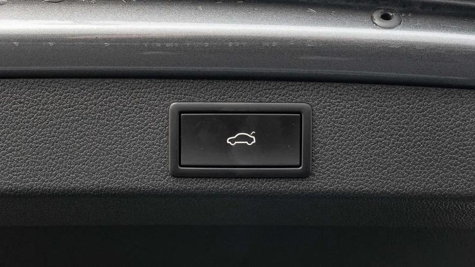 SKODA Superb Superb 2.0 TDI SCR Style DSG