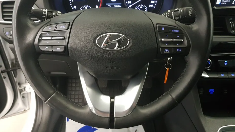 HYUNDAI i30 i30 1.0 T-GDI Modern