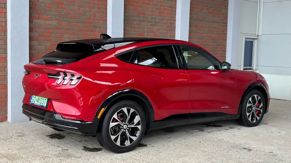 FORD Mustang Mach-E Mustang Mach-E 75kWh AWD Premium