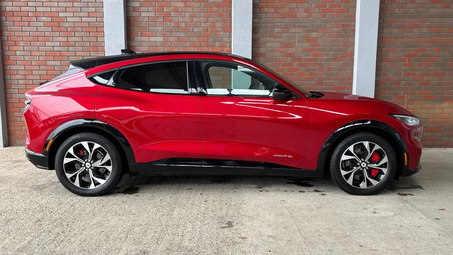 FORD Mustang Mach-E Mustang Mach-E 75kWh AWD Premium
