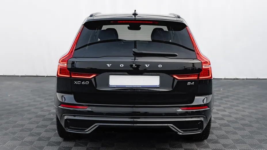 VOLVO XC60 XC60 B4 B Plus Dark aut