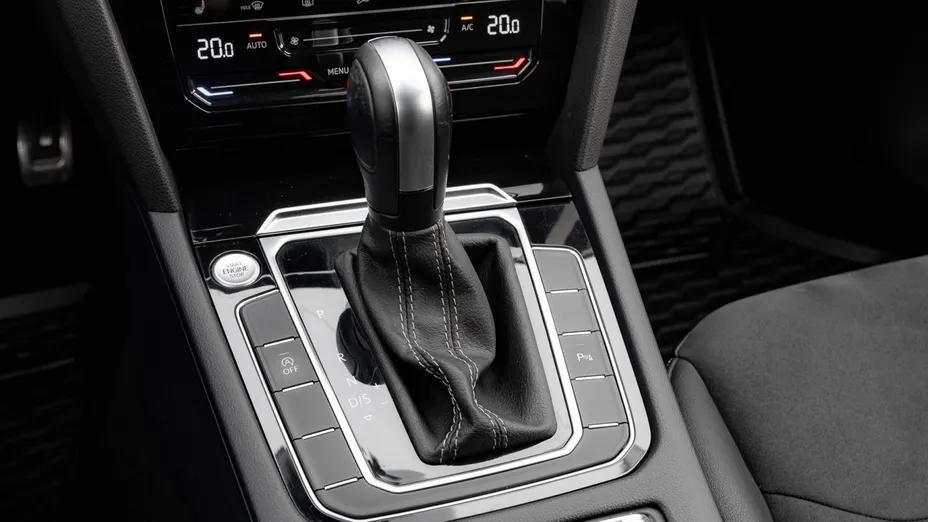 VOLKSWAGEN Arteon Arteon 2.0 TDI 4Motion R-Line DSG