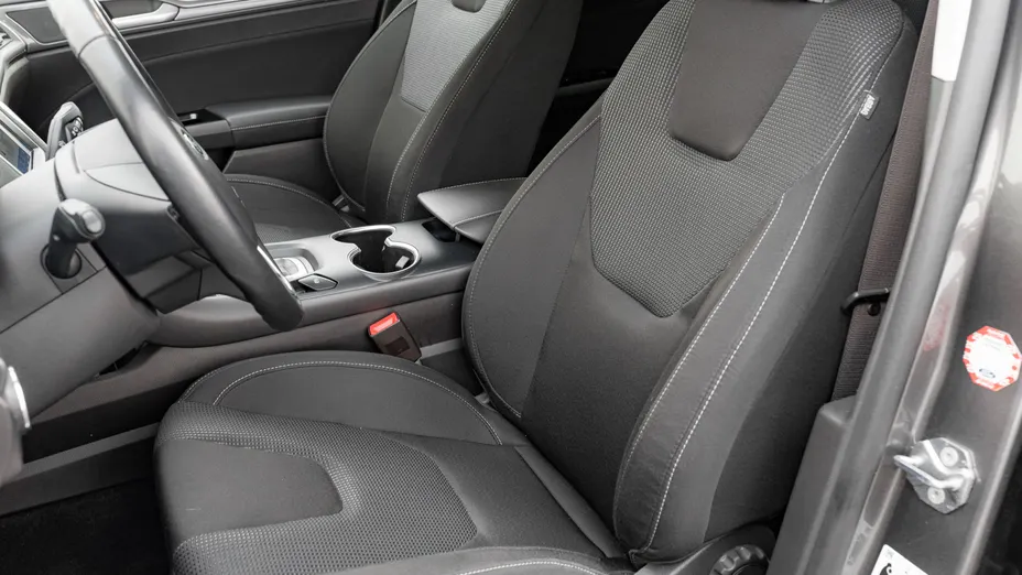 FORD Mondeo Mondeo 2.0 Hybrid Titanium