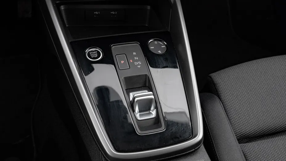 AUDI A3 A3 35 TFSI mHEV Advanced S tronic