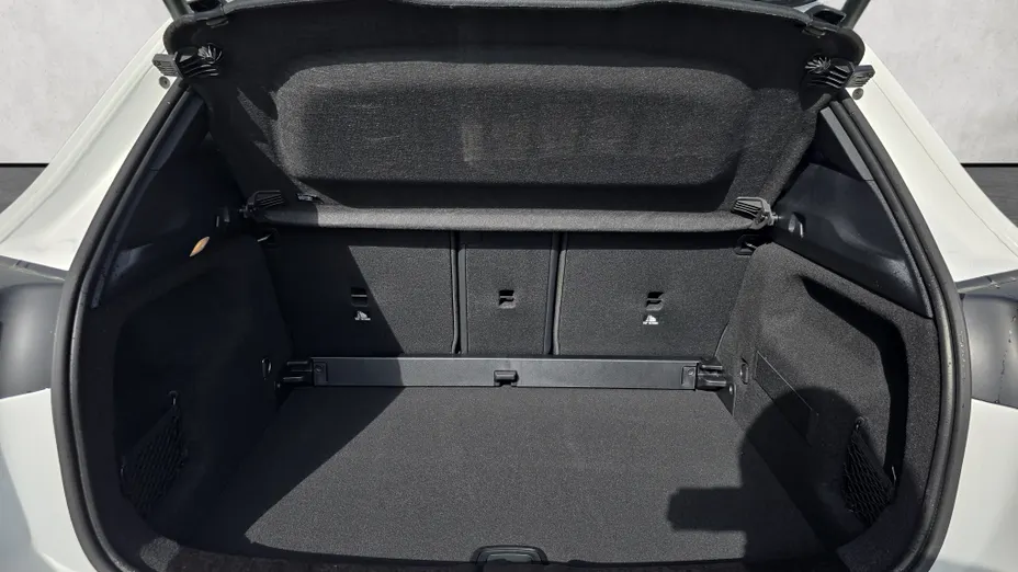 MERCEDES-BENZ GLA GLA 200 AMG Line Nowy