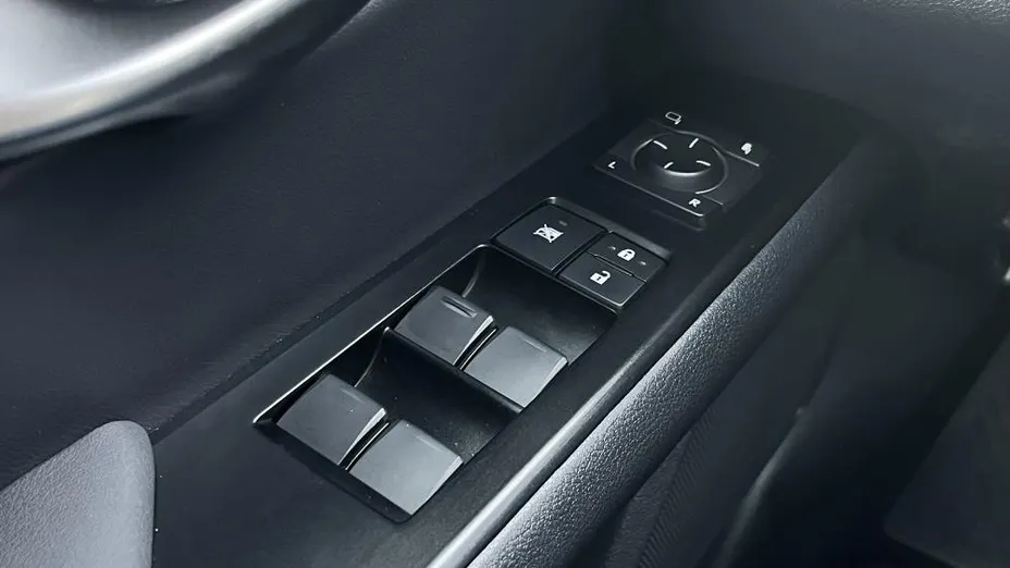 LEXUS UX UX 250h GPF Business Edition 2WD