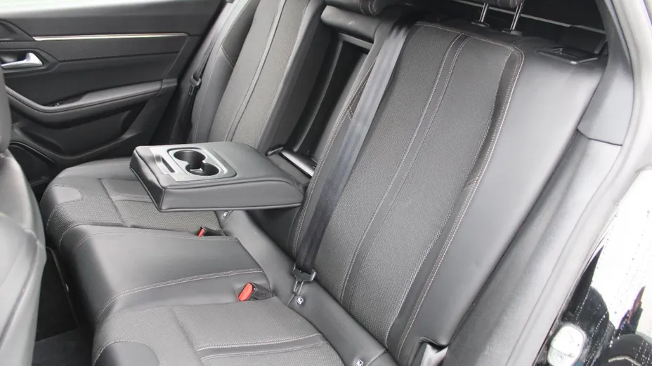 PEUGEOT 508 508 1.6 PureTech GT Line S&S EAT8