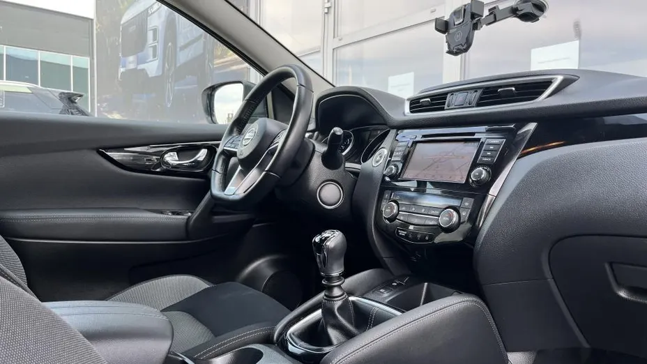 NISSAN Qashqai Qashqai 1.3 DIG-T Tekna