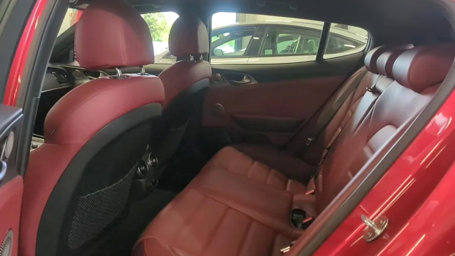 KIA Stinger Stinger 3.3 T-GDI V6 GT AWD
