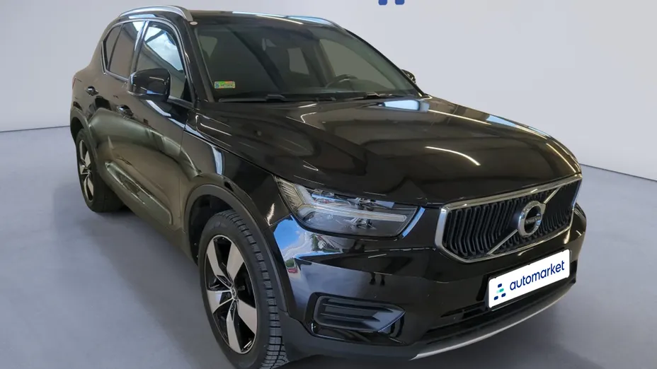VOLVO XC40 XC40 T3 Momentum Pro aut
