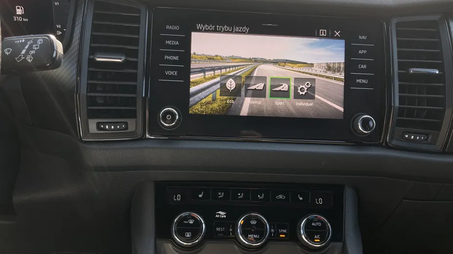 SKODA Kodiaq Kodiaq 1.5 TSI ACT 4x2 Sportline DSG