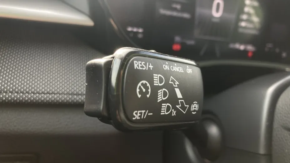 SKODA Fabia Fabia 1.0 TSI Selection