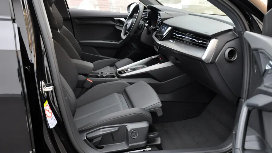 AUDI A3 A3 35 TFSI mHEV Advanced S tronic
