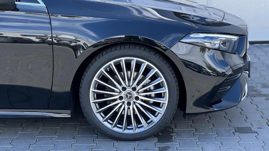 MERCEDES-BENZ A Klasa A 200 d AMG Line 8G-DCT Nowy