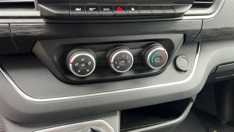 RENAULT Trafic Trafic Kombi 2.0 Blue dCi L2 Equilibre