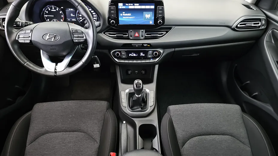 HYUNDAI i30 i30 1.0 T-GDI Smart