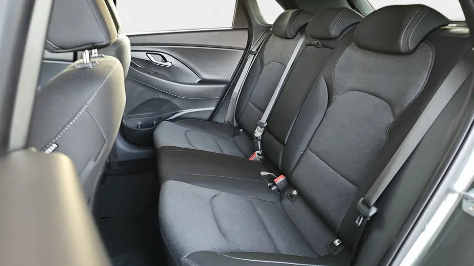 HYUNDAI i30 i30 1.0 T-GDI Smart