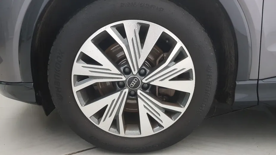 AUDI Q4 Q4 e-tron 40 77kWh Advanced