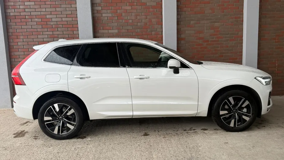 VOLVO XC60 XC60 T6 Plug-In Hybrid AWD Plus Bright aut