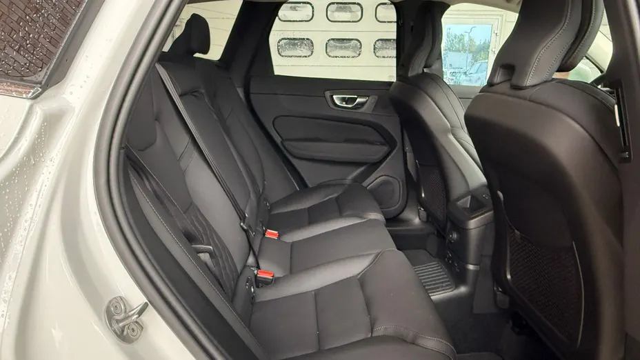 VOLVO XC60 XC60 T6 Plug-In Hybrid AWD Plus Bright aut