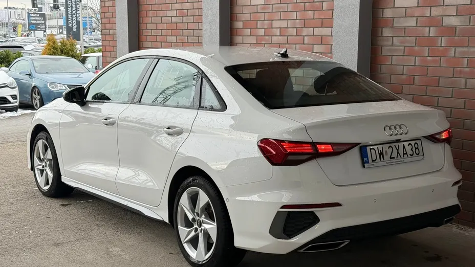 AUDI A3 A3 35 TFSI mHEV S Line S tronic