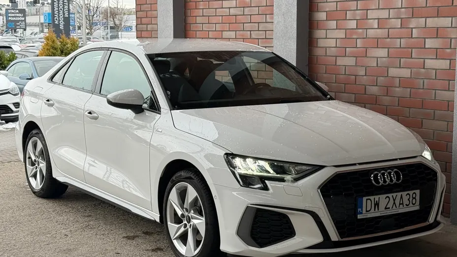 AUDI A3 A3 35 TFSI mHEV S Line S tronic