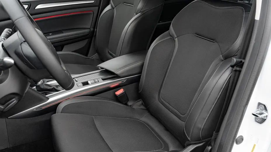 RENAULT Megane Megane 1.3 TCe FAP Intens EDC