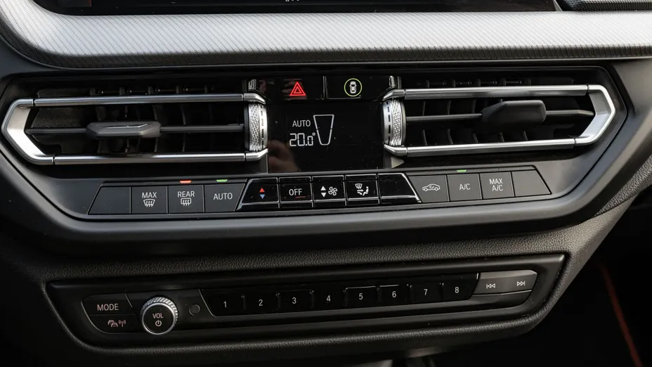 BMW Seria 2 218i Sport Line aut