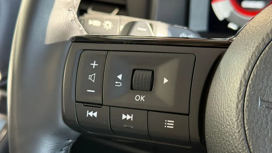 NISSAN Qashqai Qashqai 1.3 DIG-T mHEV Premiere Edition Xtronic