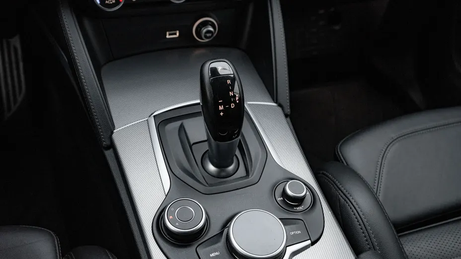 ALFA ROMEO Stelvio Stelvio 2.0 Turbo Super Q4 aut