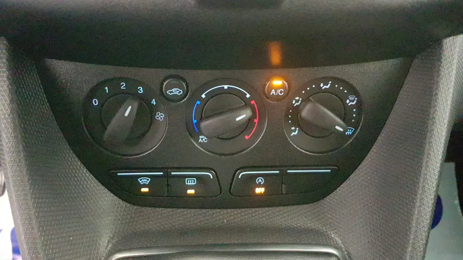 FORD Tourneo Connect Gr. Tourneo Connect 1.5 TDCi Trend