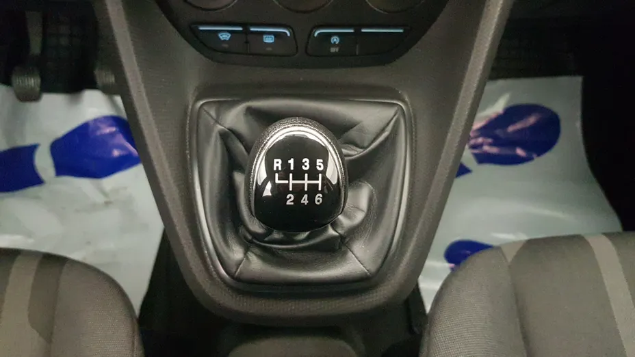 FORD Tourneo Connect Gr. Tourneo Connect 1.5 TDCi Trend