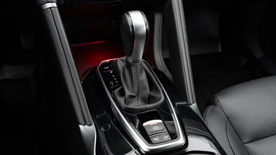 RENAULT Koleos Koleos 2.0 dCi Initiale Paris 4x4 X-Tronic