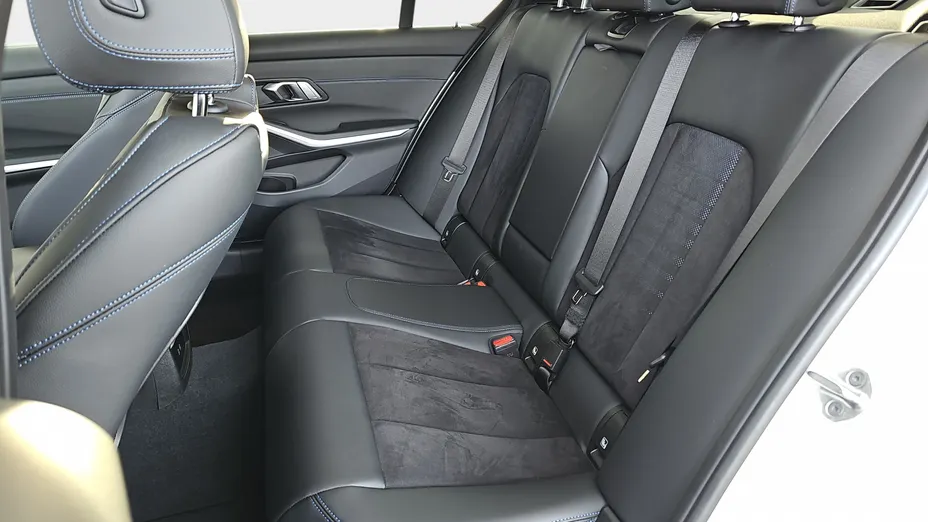 BMW Seria 3 318i M Sport aut