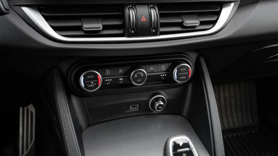 ALFA ROMEO Stelvio Stelvio 2.0 Turbo Veloce Q4 aut