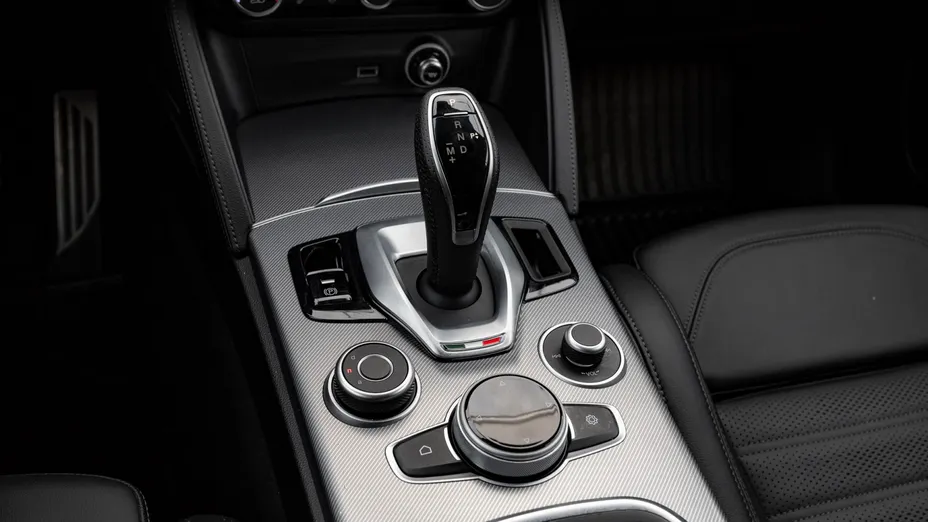 ALFA ROMEO Stelvio Stelvio 2.0 Turbo Veloce Q4 aut