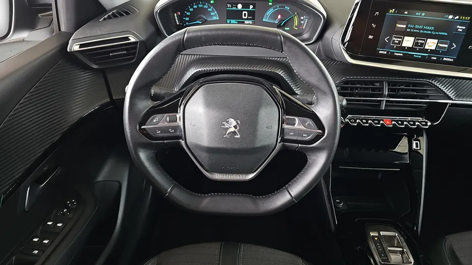 PEUGEOT 208 e-208 Allure