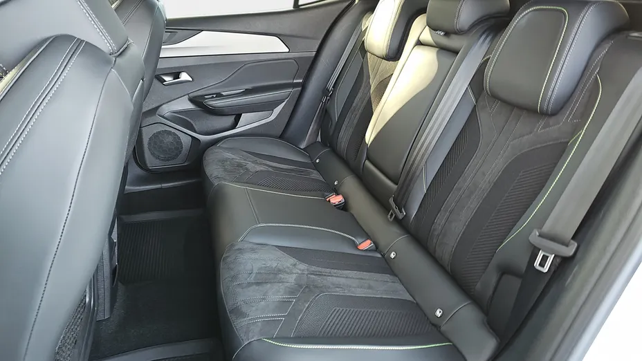 PEUGEOT 408 408 1.2 PureTech GT S&S EAT8