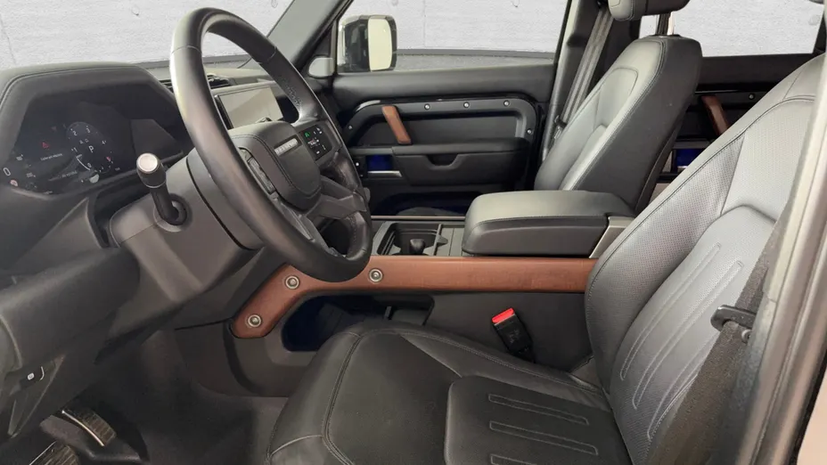 LAND ROVER Defender Defender 130 3.0 D300 mHEV X