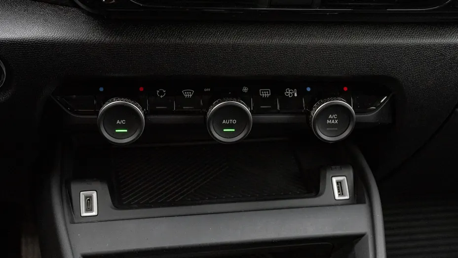 CITROEN C4 C4 1.2 PureTech Shine S&S EAT8