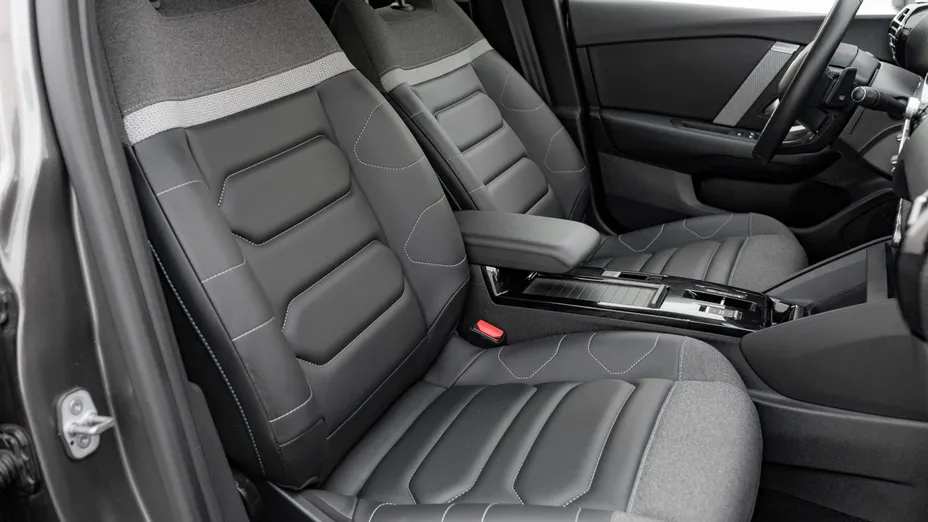 CITROEN C4 C4 1.2 PureTech Shine S&S EAT8