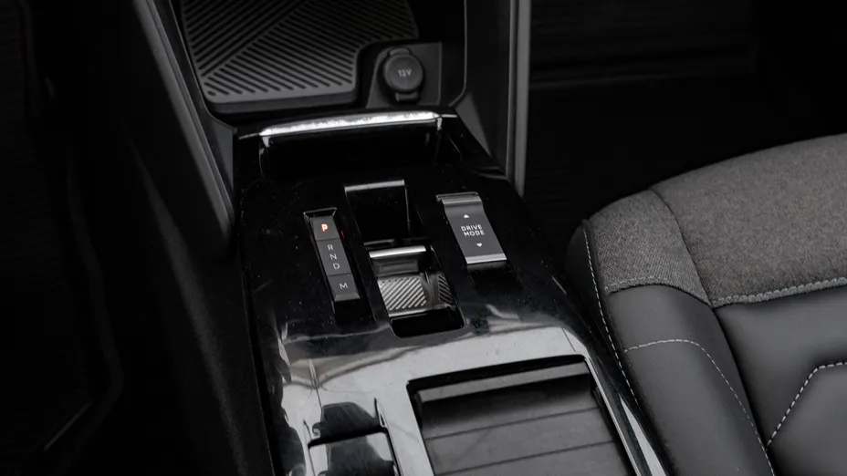 CITROEN C4 C4 1.2 PureTech Shine S&S EAT8