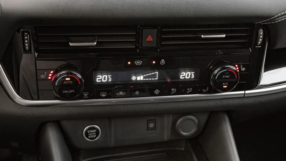 NISSAN Qashqai Qashqai 1.3 DIG-T mHEV N-Connecta Xtronic