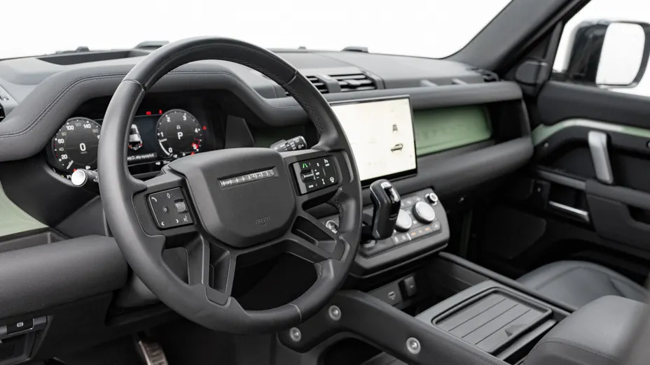 LAND ROVER Defender Defender 110 3.0 D300 mHEV SE