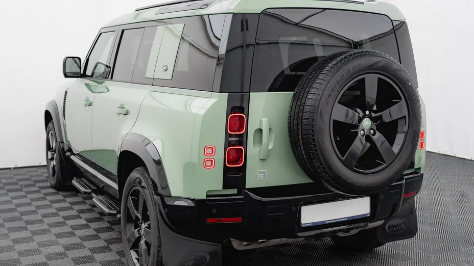 LAND ROVER Defender Defender 110 3.0 D300 mHEV SE